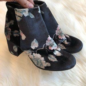 circus by sam edelman vikki bootie